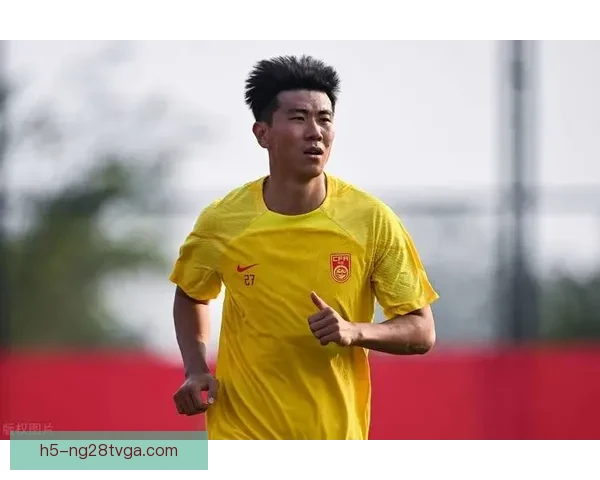 官方武汉三镇续约后卫刘奕鸣 官方武汉三镇续约后卫刘奕鸣