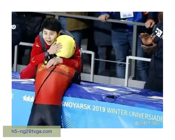 王濛怒批领队缺位教练顽固担责 王濛怒批领队缺位教练顽固担责